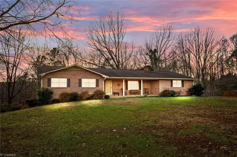 3246 Friendship Rd S, Germanton, NC 27019