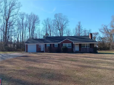 4206 Old Lexington Rd, Winston Salem, NC 27107