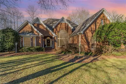 4206 E Cabarrus Ct, Greensboro, NC 27407
