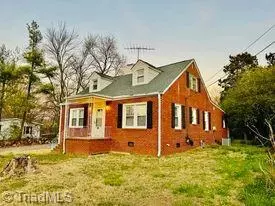 814 Waugh St, Greensboro, NC 27405