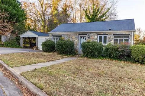 448 Sunset Dr S, Winston Salem, NC 27103