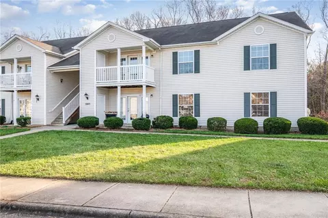 5803 Battery Dr #3D, Greensboro, NC 27409