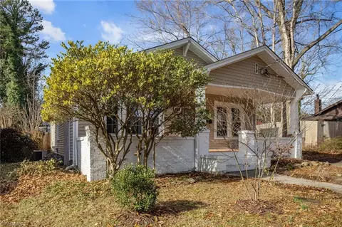 910 Lockland Ave, Winston Salem, NC 27103
