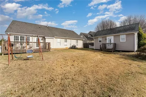 3884 Range Crest Ct, High Point, NC 27265 photo 26