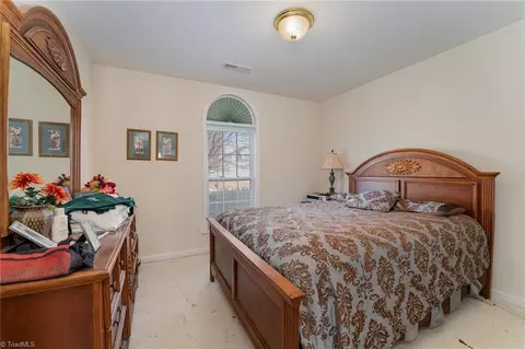 3884 Range Crest Ct, High Point, NC 27265 photo 19