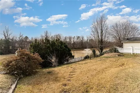 3884 Range Crest Ct, High Point, NC 27265 photo 27