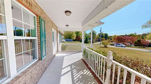 4642 Colonial Cir, Trinity, NC 27370 photo 4