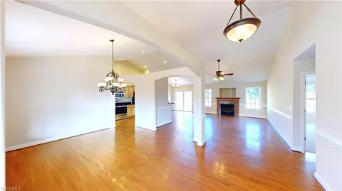 4642 Colonial Cir, Trinity, NC 27370 photo 15