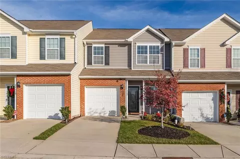 712 Central Park Ave, Greensboro, NC 27407