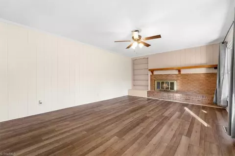 2113 Scott Rd, Browns Summit, NC 27214 photo 4
