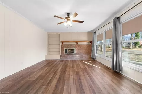 2113 Scott Rd, Browns Summit, NC 27214 photo 8
