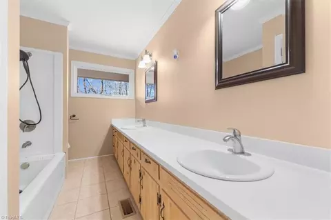 2113 Scott Rd, Browns Summit, NC 27214 photo 23