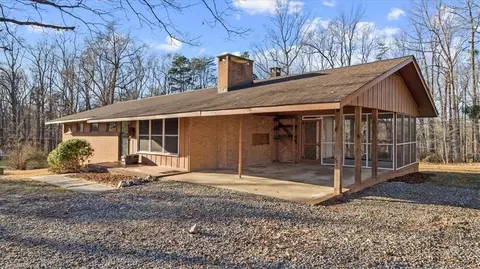 2113 Scott Rd, Browns Summit, NC 27214 photo 3