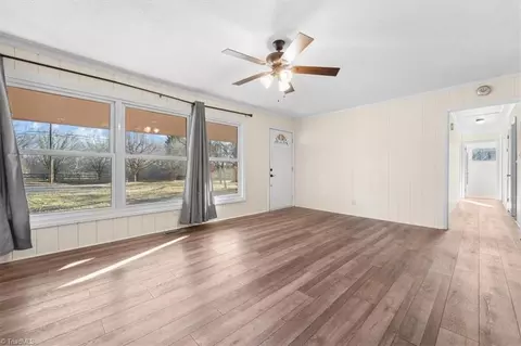 2113 Scott Rd, Browns Summit, NC 27214 photo 6