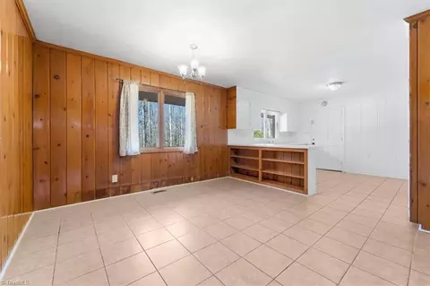 2113 Scott Rd, Browns Summit, NC 27214 photo 15