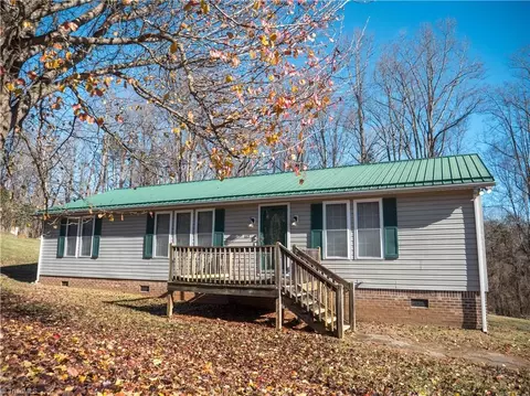 117 Mathis St, Jonesville, NC 28642