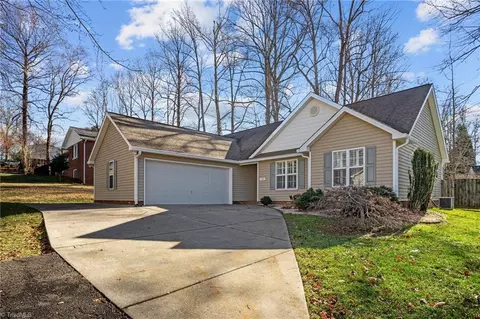 197 Bradberry Ln, Winston Salem, NC 27104