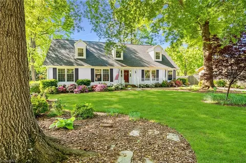 5009 Ellenwood Dr, Greensboro, NC 27410
