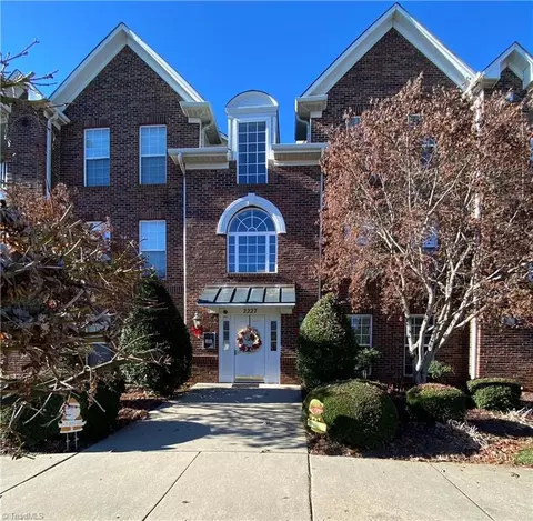 2227 Delaney Dr, Burlington, NC 27215