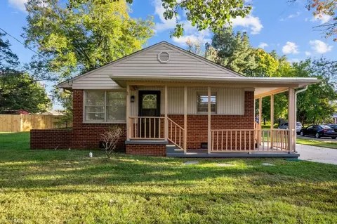 1011 Apple St, Burlington, NC 27217
