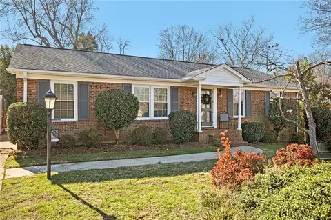 4803 Kingswood Dr, Greensboro, NC 27410