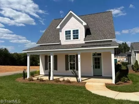 224 Bright Blossom Ct, Winston Salem, NC 27106