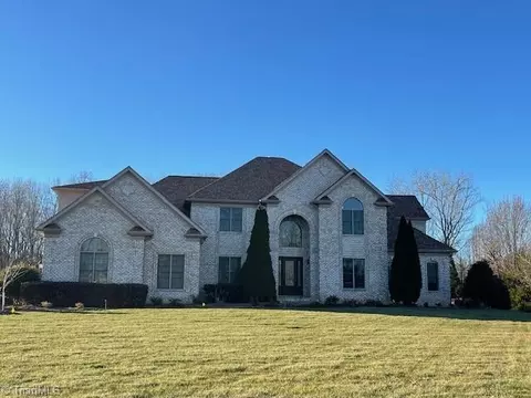 7317 Autumn Lake Dr, Summerfield, NC 27358