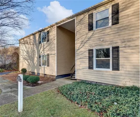 2301 Flagstone Ct #C, Winston Salem, NC 27103
