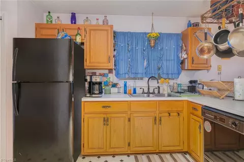 330 Old Camp Rd, Denton, NC 27239 photo 9