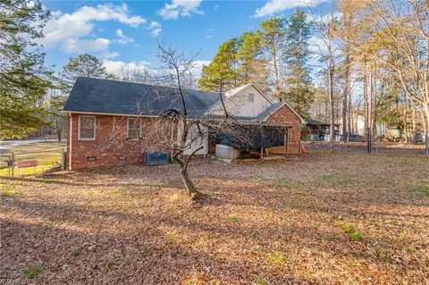 330 Old Camp Rd, Denton, NC 27239 photo 18