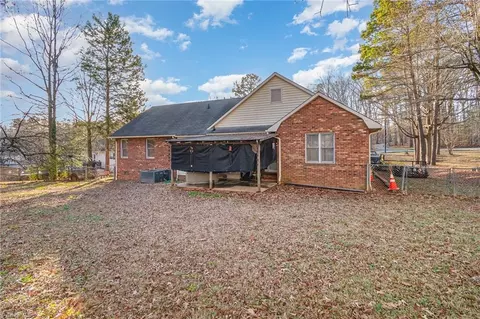 330 Old Camp Rd, Denton, NC 27239 photo 16