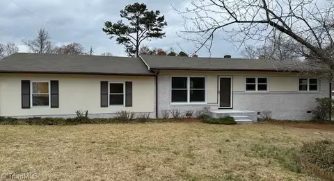 502 Sunset Dr, Randleman, NC 27317