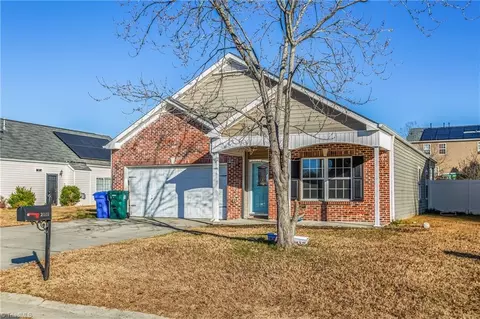 2088 Lauren Woods Dr, Winston Salem, NC 27127