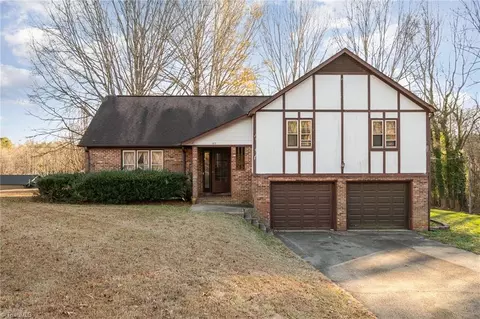 182 Buena Vista Dr, Pilot Mountain, NC 27041
