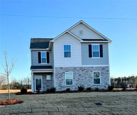 127 Lyla Ln, Lexington, NC 27292