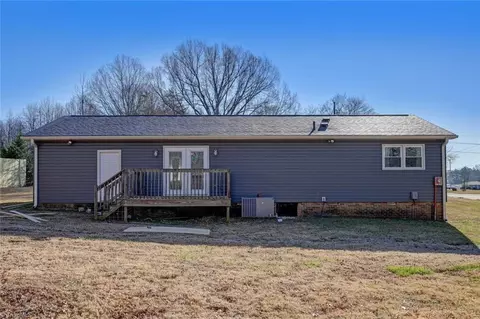 780 Summit Loop, Eden, NC 27288 photo 32