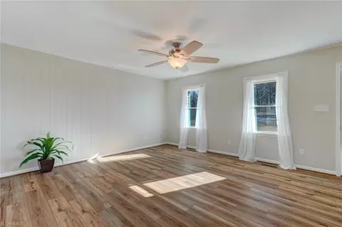 780 Summit Loop, Eden, NC 27288 photo 6