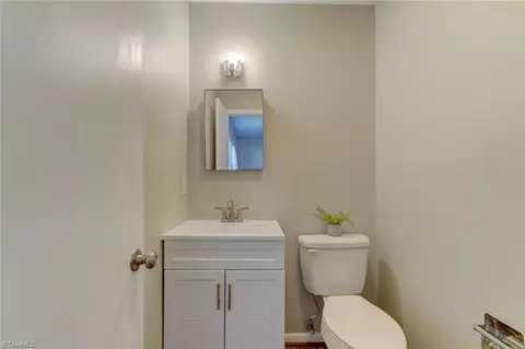 780 Summit Loop, Eden, NC 27288 photo 21