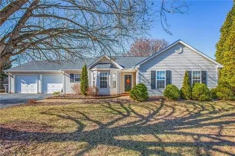 5980 Asheby Dr, Belews Creek, NC 27009