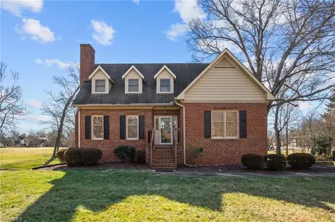 1100 Maplewood Ave, High Point, NC 27265