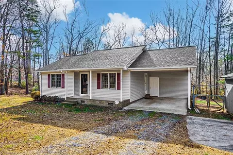 4430 Ridgetop Rd, Ramseur, NC 27316