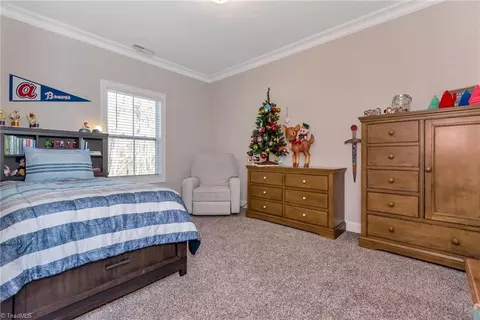 469 Burberry Dr, Purlear, NC 28665 photo 37