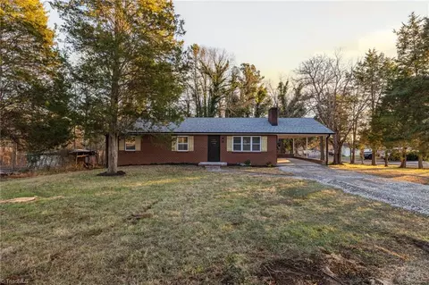 305 Hilton Rd, Advance, NC 27006
