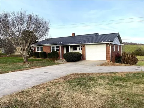 638 Dehart Community Ctr Rd, Hays, NC 28635