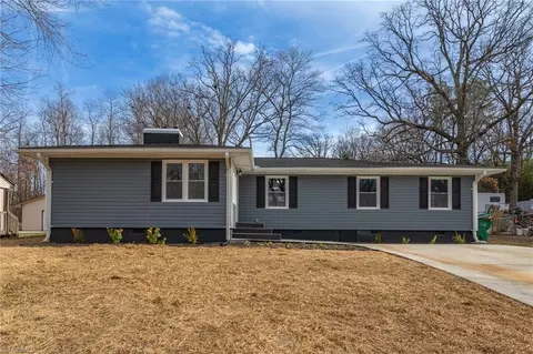 404 Shady Ln, High Point, NC 27262