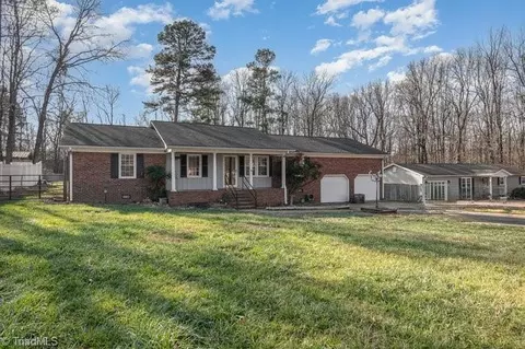 145 Summers Trl, Thomasville, NC 27360