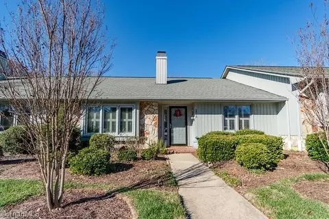 2813 Spring House Pl, Greensboro, NC 27410