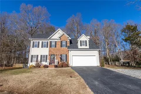 701 Ruskin Dr, High Point, NC 27265