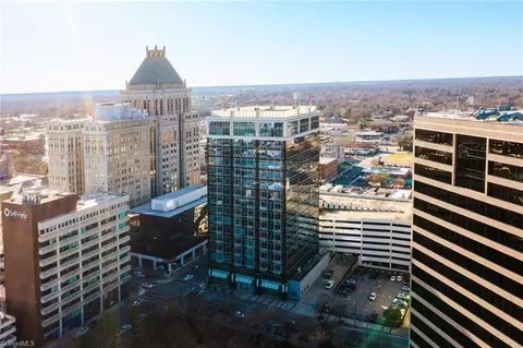 201 Elm St N #1201, Greensboro, NC 27401