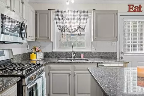 29 Windsor Rd, Thomasville, NC 27360 photo 15